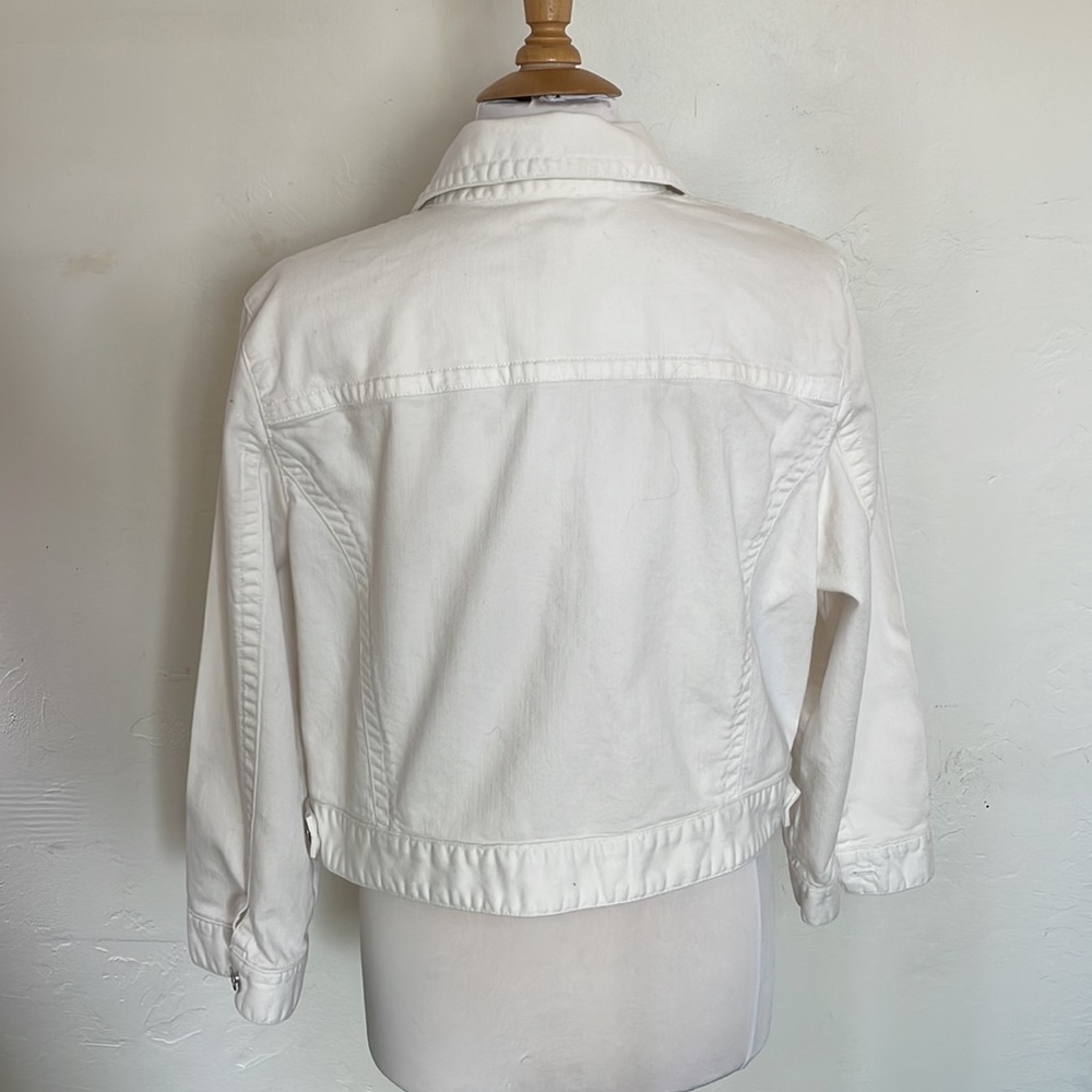 Chico's Cropped White Denim Stretchy 3/4 Sleeve Metal Button Jacket Size 3 - Picture 5 of 8